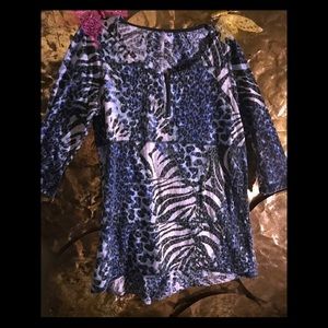 ONQUE CAUSAL woman top great with jeans & skirts